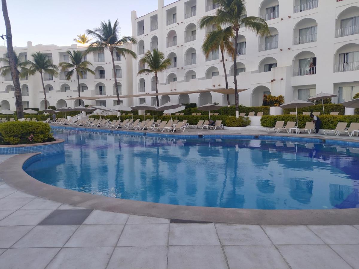 Sierra Mar All Inclusive At Tesoro Мансанильо Экстерьер фото